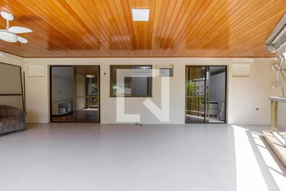 Apartamento com 3 quartos à venda, 160m2 em Rio De Janeiro - RJ - imagem 7 Foto 7 de Apartamento com 3 quartos à venda, 160m2 em Rio De Janeiro - RJ