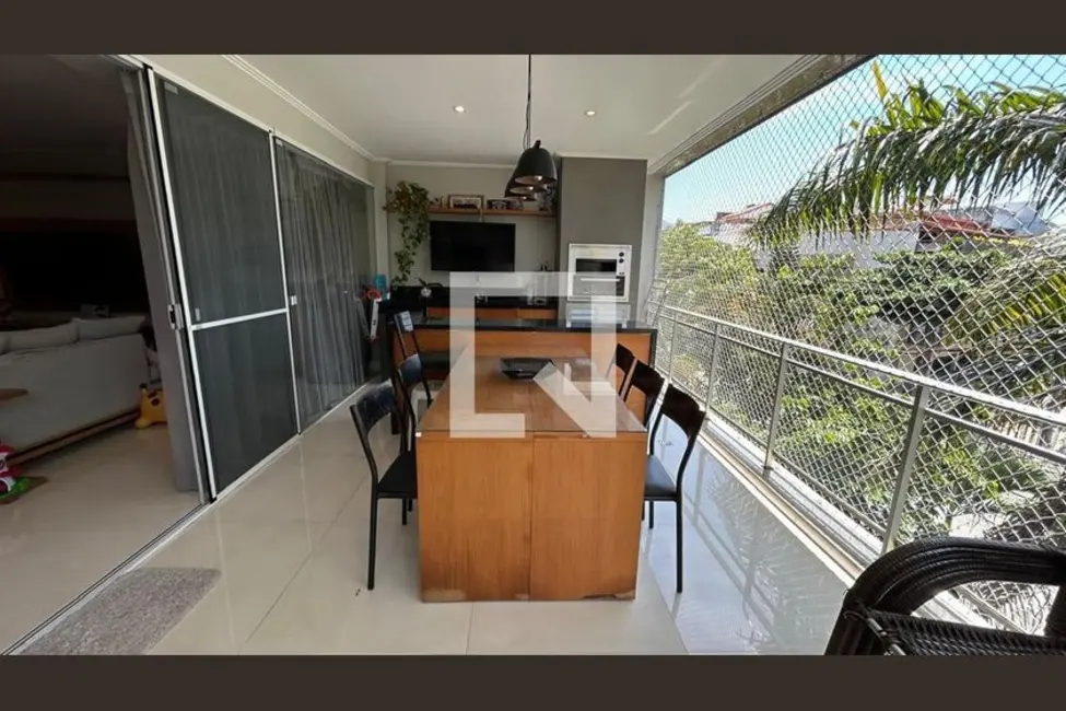 Apartamento com 3 quartos à venda, 185m2 em Rio De Janeiro - RJ - imagem 9 Foto 9 de Apartamento com 3 quartos à venda, 185m2 em Rio De Janeiro - RJ