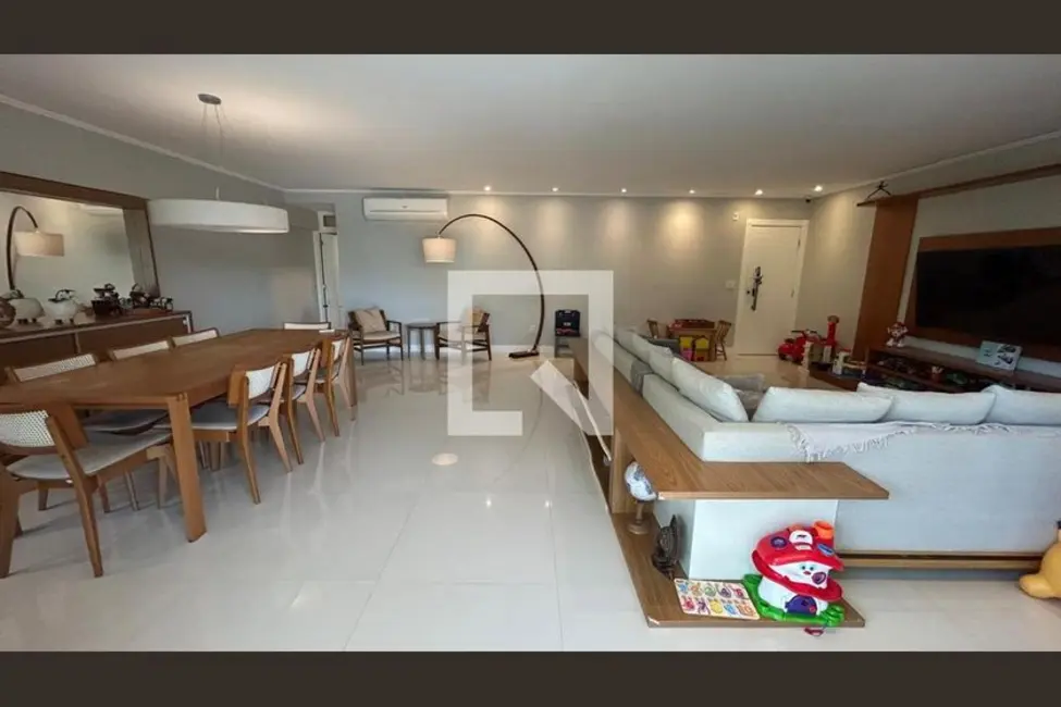 Apartamento com 3 quartos à venda, 185m2 em Rio De Janeiro - RJ - imagem 1 Foto 1 de Apartamento com 3 quartos à venda, 185m2 em Rio De Janeiro - RJ