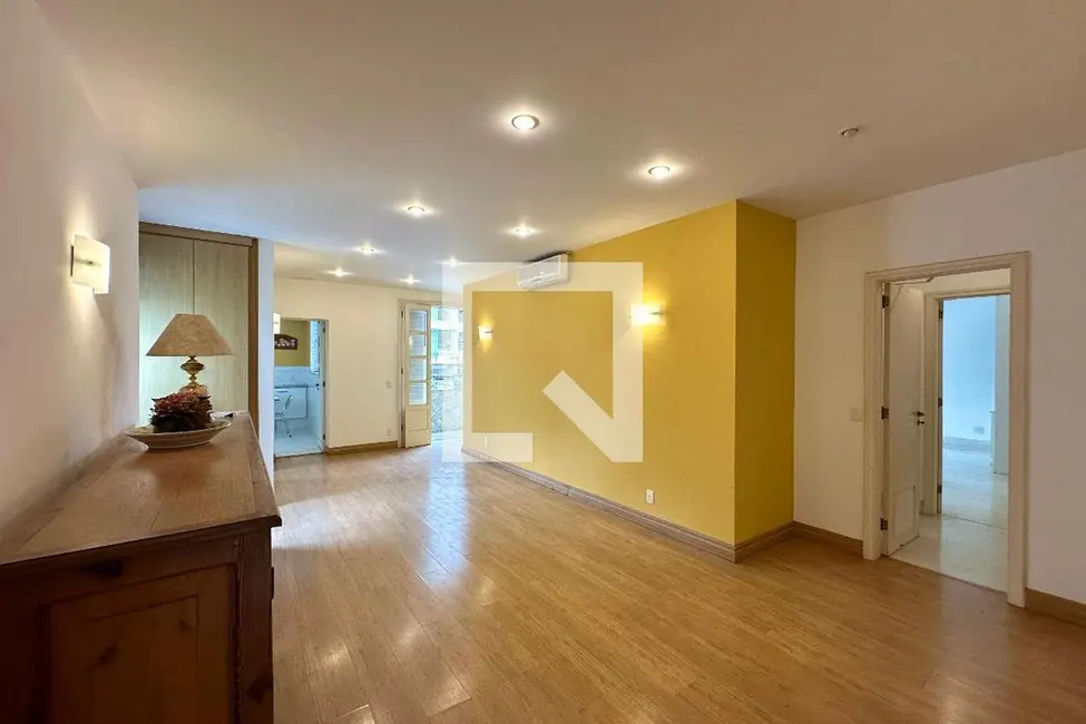 Apartamento com 4 quartos à venda, 185m2 em Botafogo, Rio De Janeiro - RJ - imagem 2 Foto 2 de Apartamento com 4 quartos à venda, 185m2 em Botafogo, Rio De Janeiro - RJ