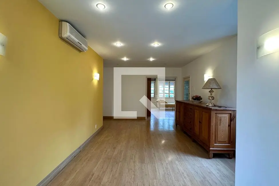 Apartamento com 4 quartos à venda, 185m2 em Botafogo, Rio De Janeiro - RJ - imagem 7 Foto 7 de Apartamento com 4 quartos à venda, 185m2 em Botafogo, Rio De Janeiro - RJ