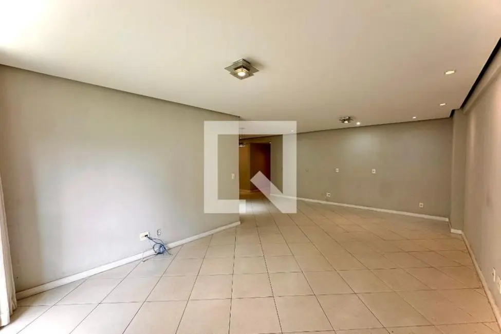 Apartamento com 3 quartos à venda, 182m2 em Botafogo, Rio De Janeiro - RJ - imagem 3 Foto 3 de Apartamento com 3 quartos à venda, 182m2 em Botafogo, Rio De Janeiro - RJ