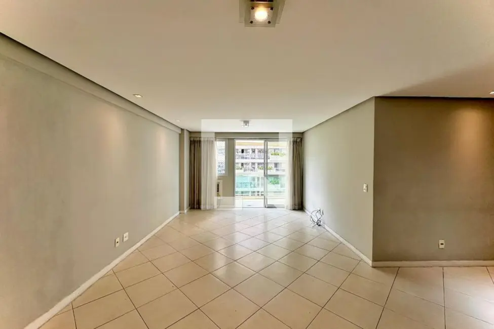 Apartamento com 3 quartos à venda, 182m2 em Botafogo, Rio De Janeiro - RJ - imagem 5 Foto 5 de Apartamento com 3 quartos à venda, 182m2 em Botafogo, Rio De Janeiro - RJ