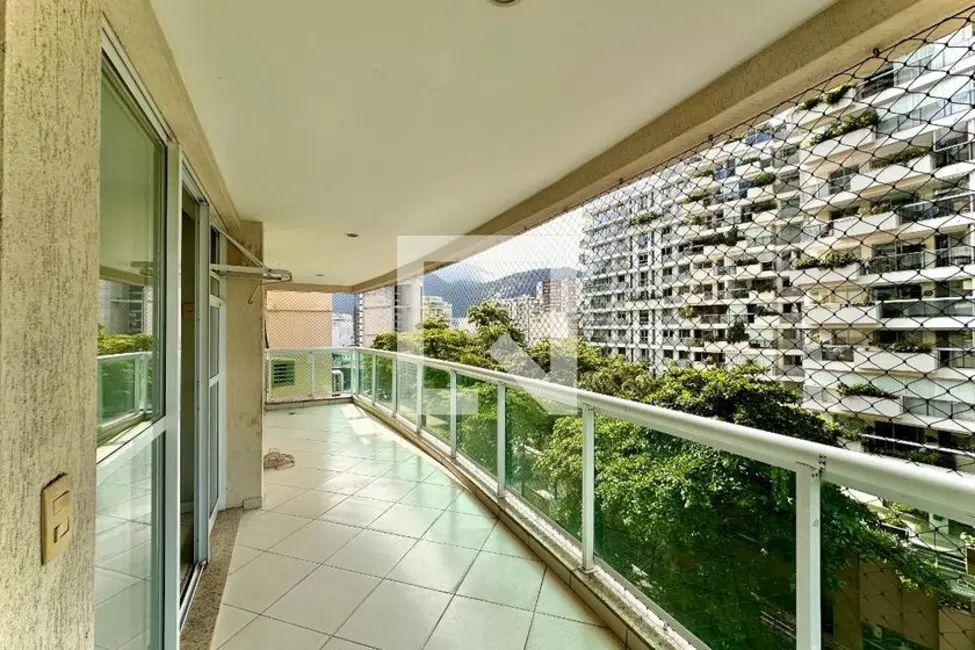 Apartamento com 3 quartos à venda, 182m2 em Botafogo, Rio De Janeiro - RJ - imagem 7 Foto 7 de Apartamento com 3 quartos à venda, 182m2 em Botafogo, Rio De Janeiro - RJ