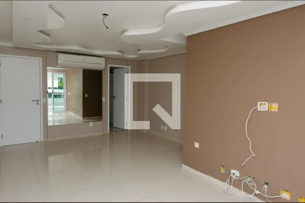 Apartamento com 4 quartos à venda, 138m2 em Rio De Janeiro - RJ - imagem 3 Foto 3 de Apartamento com 4 quartos à venda, 138m2 em Rio De Janeiro - RJ