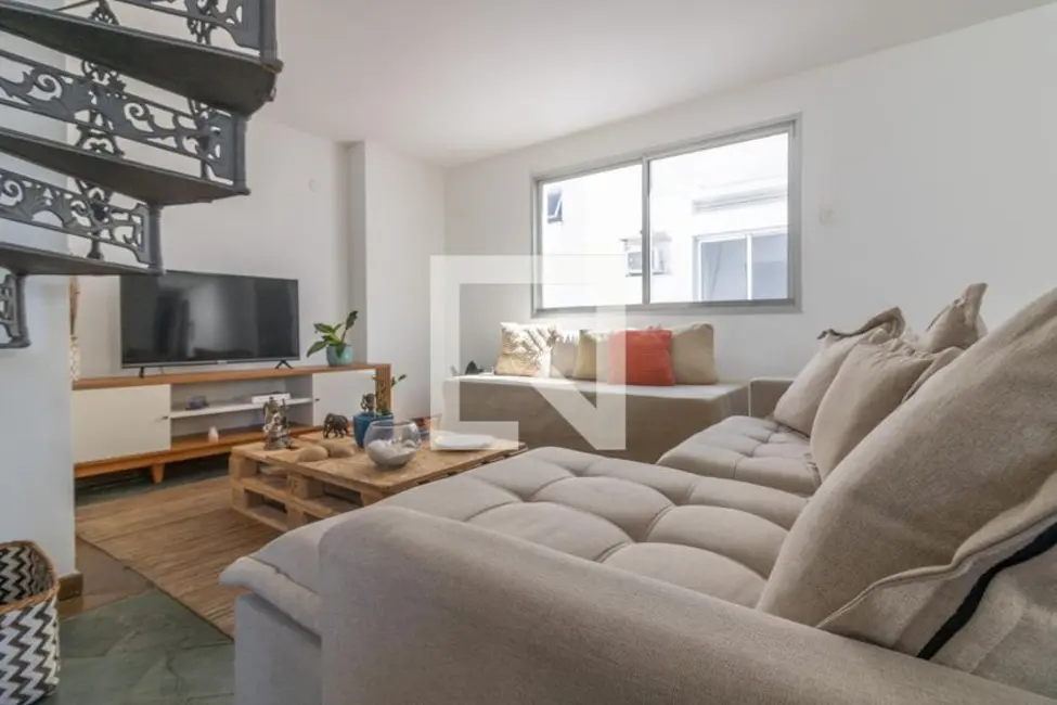 Apartamento com 4 quartos à venda, 205m2 em Rio De Janeiro - RJ - imagem 6 Foto 6 de Apartamento com 4 quartos à venda, 205m2 em Rio De Janeiro - RJ