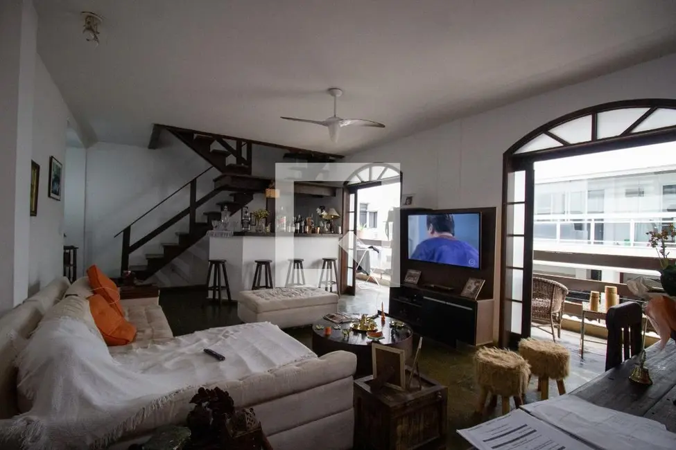 Apartamento com 5 quartos à venda, 365m2 em Rio De Janeiro - RJ - imagem 2 Foto 2 de Apartamento com 5 quartos à venda, 365m2 em Rio De Janeiro - RJ