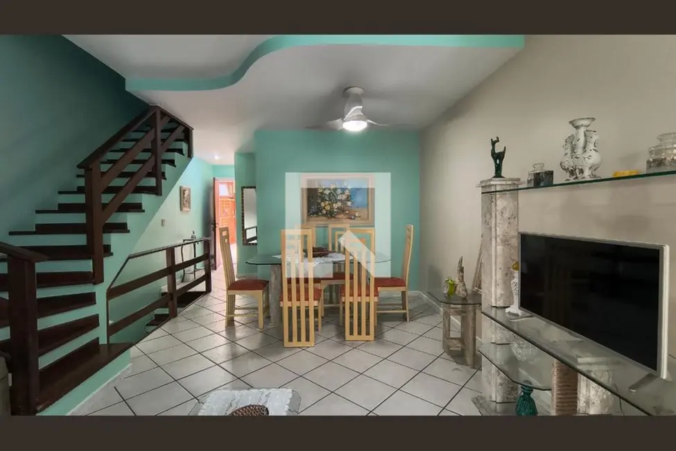 Foto 4 de Casa com 3 quartos à venda, 200m2 em Rio De Janeiro - RJ