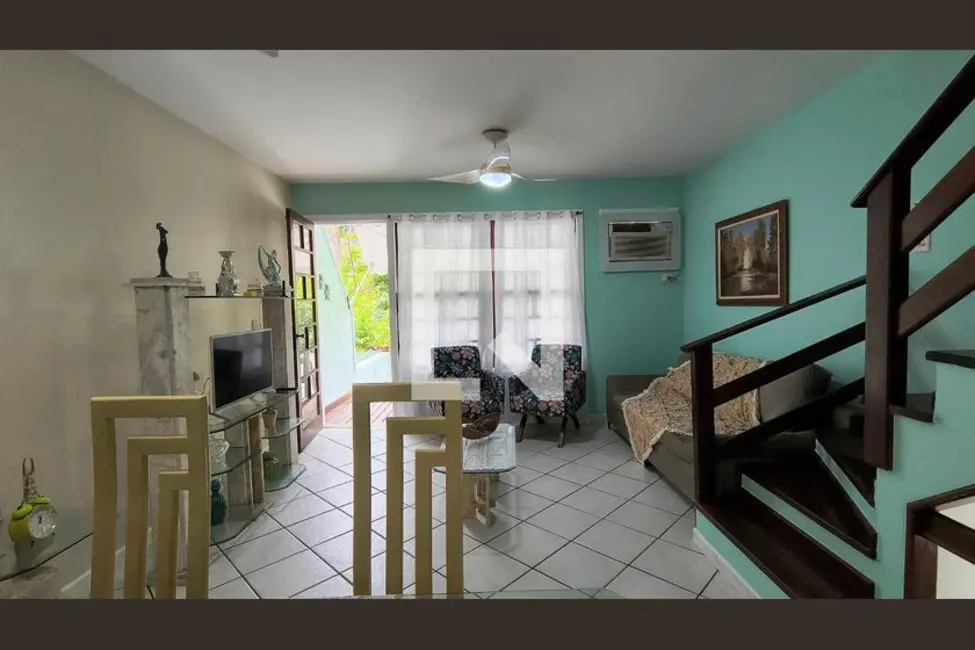 Foto 2 de Casa com 3 quartos à venda, 200m2 em Rio De Janeiro - RJ