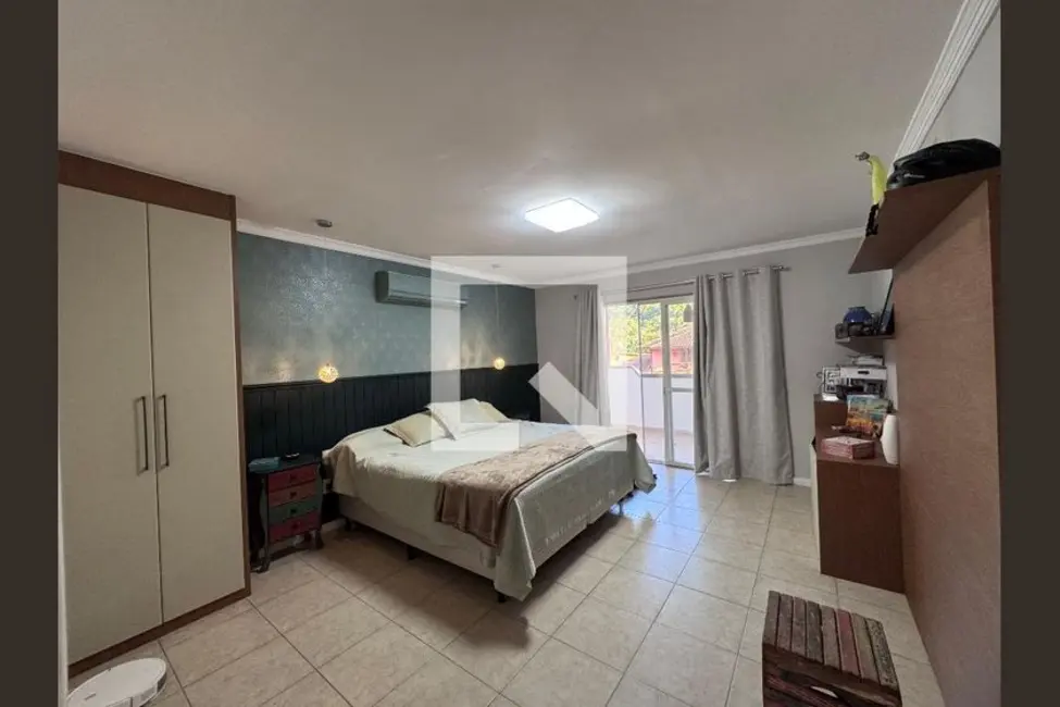 Casa com 4 quartos à venda, 310m2 em Rio De Janeiro - RJ - imagem 7 Foto 7 de Casa com 4 quartos à venda, 310m2 em Rio De Janeiro - RJ