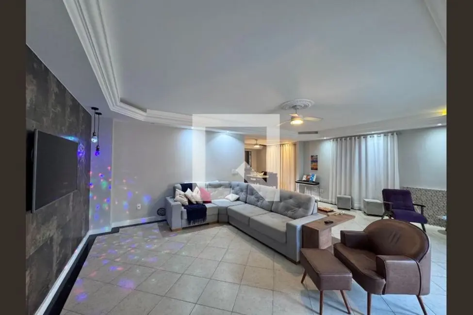 Casa com 4 quartos à venda, 310m2 em Rio De Janeiro - RJ - imagem 2 Foto 2 de Casa com 4 quartos à venda, 310m2 em Rio De Janeiro - RJ