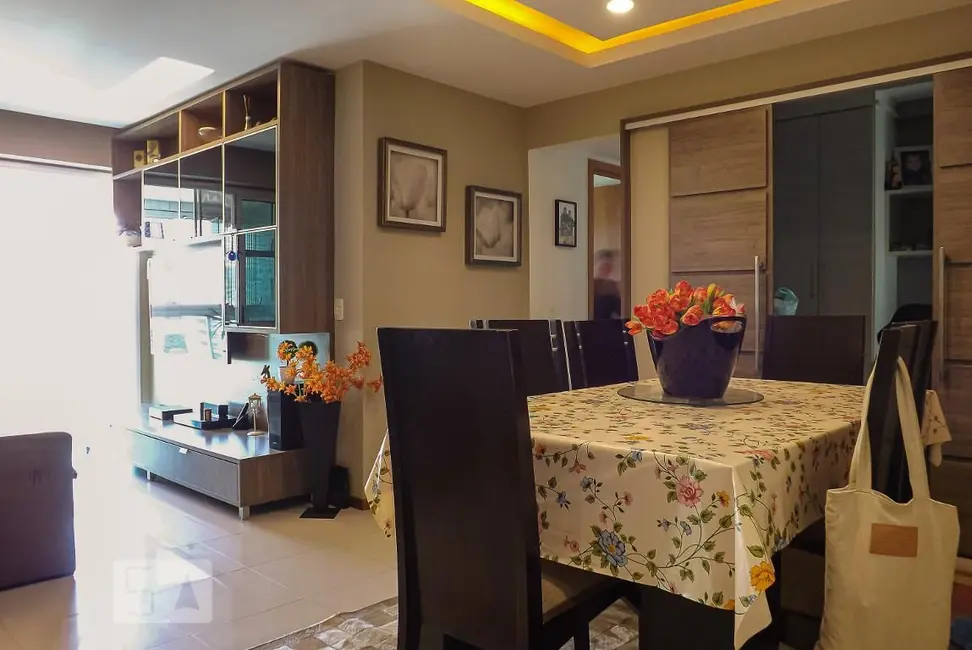 Apartamento com 4 quartos à venda, 110m2 em Rio De Janeiro - RJ - imagem 4 Foto 4 de Apartamento com 4 quartos à venda, 110m2 em Rio De Janeiro - RJ