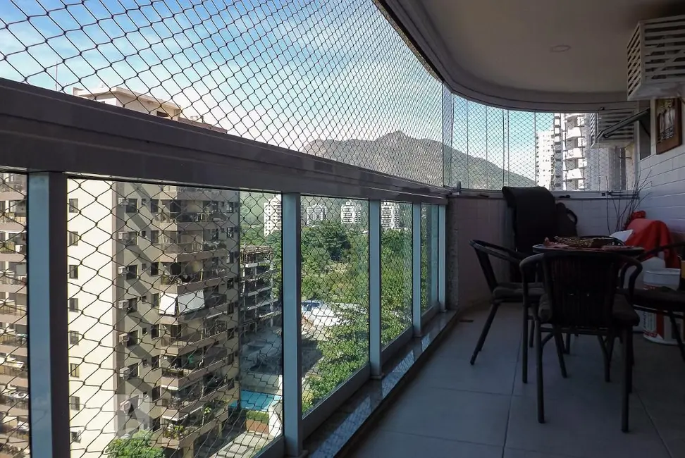Apartamento com 4 quartos à venda, 110m2 em Rio De Janeiro - RJ - imagem 8 Foto 8 de Apartamento com 4 quartos à venda, 110m2 em Rio De Janeiro - RJ