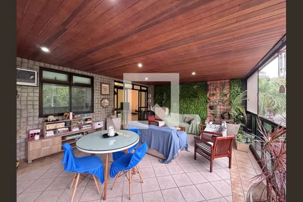 Apartamento com 3 quartos à venda, 130m2 em Rio De Janeiro - RJ - imagem 9 Foto 9 de Apartamento com 3 quartos à venda, 130m2 em Rio De Janeiro - RJ