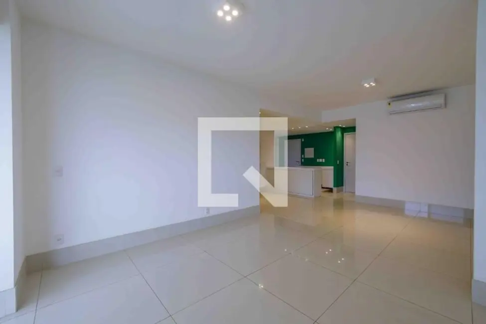 Apartamento com 3 quartos à venda, 151m2 em Barra da Tijuca, Rio De Janeiro - RJ - imagem 3 Foto 3 de Apartamento com 3 quartos à venda, 151m2 em Barra da Tijuca, Rio De Janeiro - RJ