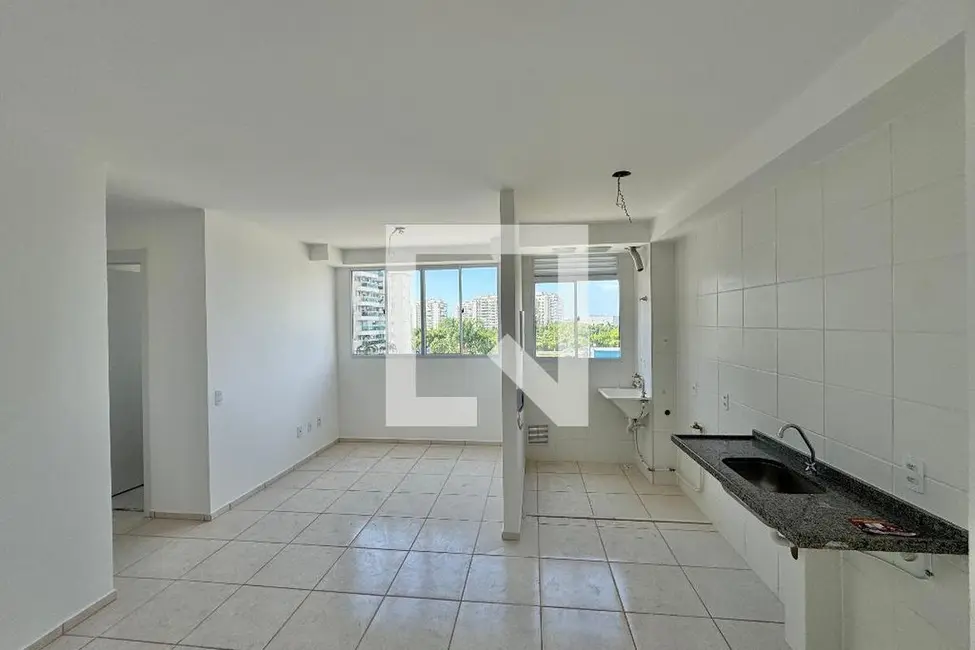 Foto 2 de Apartamento com 2 quartos à venda, 45m2 em Rio De Janeiro - RJ
