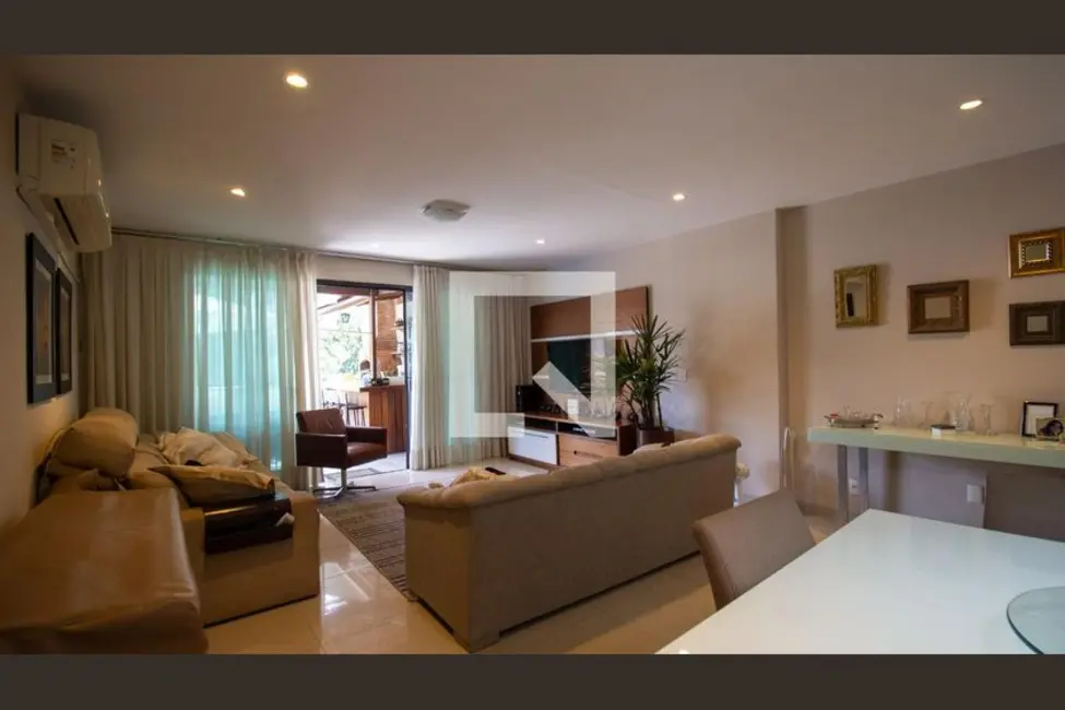 Apartamento com 4 quartos à venda, 201m2 em Rio De Janeiro - RJ - imagem 1 Foto 1 de Apartamento com 4 quartos à venda, 201m2 em Rio De Janeiro - RJ