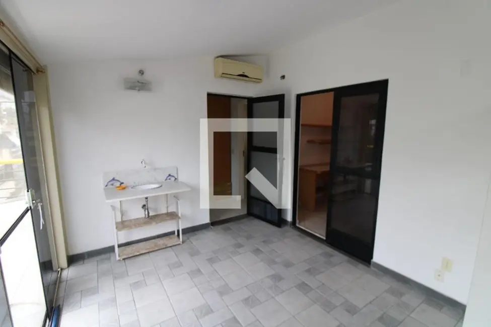 Apartamento com 4 quartos à venda, 172m2 em Rio De Janeiro - RJ - imagem 6 Foto 6 de Apartamento com 4 quartos à venda, 172m2 em Rio De Janeiro - RJ