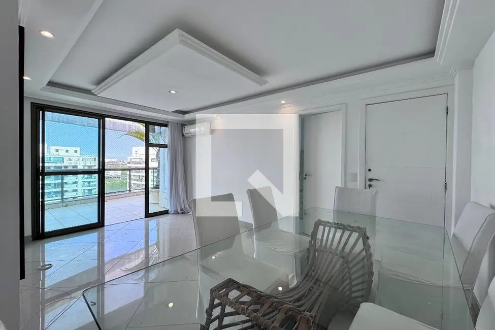 Apartamento com 3 quartos à venda, 240m2 em Rio De Janeiro - RJ - imagem 2 Foto 2 de Apartamento com 3 quartos à venda, 240m2 em Rio De Janeiro - RJ