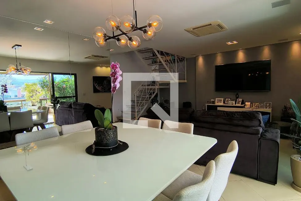 Apartamento com 4 quartos à venda, 338m2 em Rio De Janeiro - RJ - imagem 4 Foto 4 de Apartamento com 4 quartos à venda, 338m2 em Rio De Janeiro - RJ