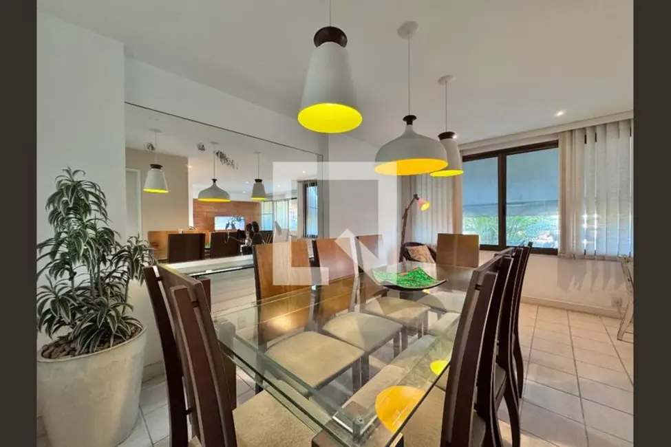 Apartamento com 4 quartos à venda, 177m2 em Rio De Janeiro - RJ - imagem 4 Foto 4 de Apartamento com 4 quartos à venda, 177m2 em Rio De Janeiro - RJ