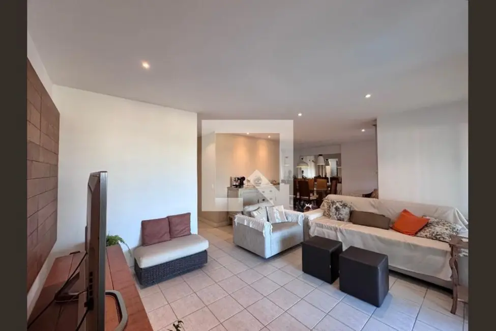 Apartamento com 4 quartos à venda, 177m2 em Rio De Janeiro - RJ - imagem 2 Foto 2 de Apartamento com 4 quartos à venda, 177m2 em Rio De Janeiro - RJ
