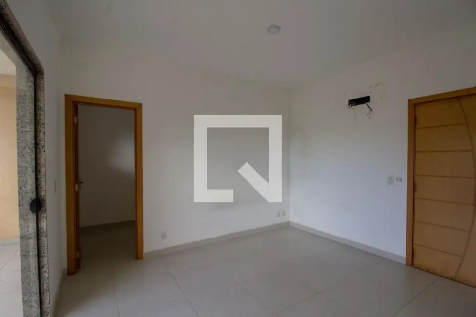 Casa de Condomínio com 3 quartos à venda, 350m2 em Rio De Janeiro - RJ - imagem 9 Foto 9 de Casa de Condomínio com 3 quartos à venda, 350m2 em Rio De Janeiro - RJ