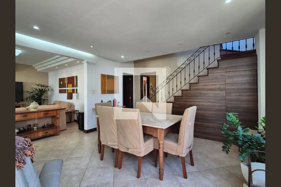Casa com 4 quartos à venda, 252m2 em Rio De Janeiro - RJ - imagem 9 Foto 9 de Casa com 4 quartos à venda, 252m2 em Rio De Janeiro - RJ