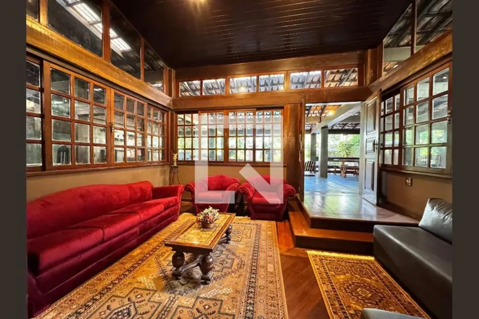 Casa com 5 quartos à venda, 850m2 em Rio De Janeiro - RJ - imagem 4 Foto 4 de Casa com 5 quartos à venda, 850m2 em Rio De Janeiro - RJ