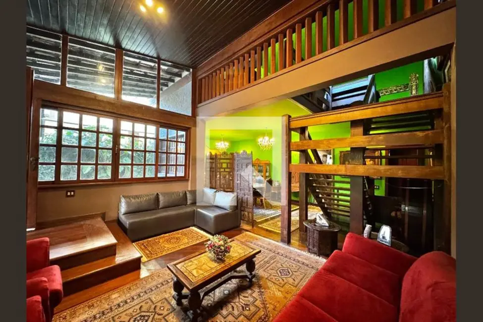 Casa com 5 quartos à venda, 850m2 em Rio De Janeiro - RJ - imagem 3 Foto 3 de Casa com 5 quartos à venda, 850m2 em Rio De Janeiro - RJ