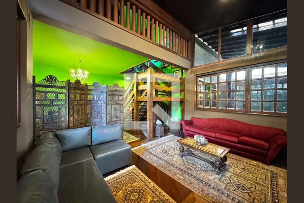 Casa com 5 quartos à venda, 850m2 em Rio De Janeiro - RJ - imagem 2 Foto 2 de Casa com 5 quartos à venda, 850m2 em Rio De Janeiro - RJ