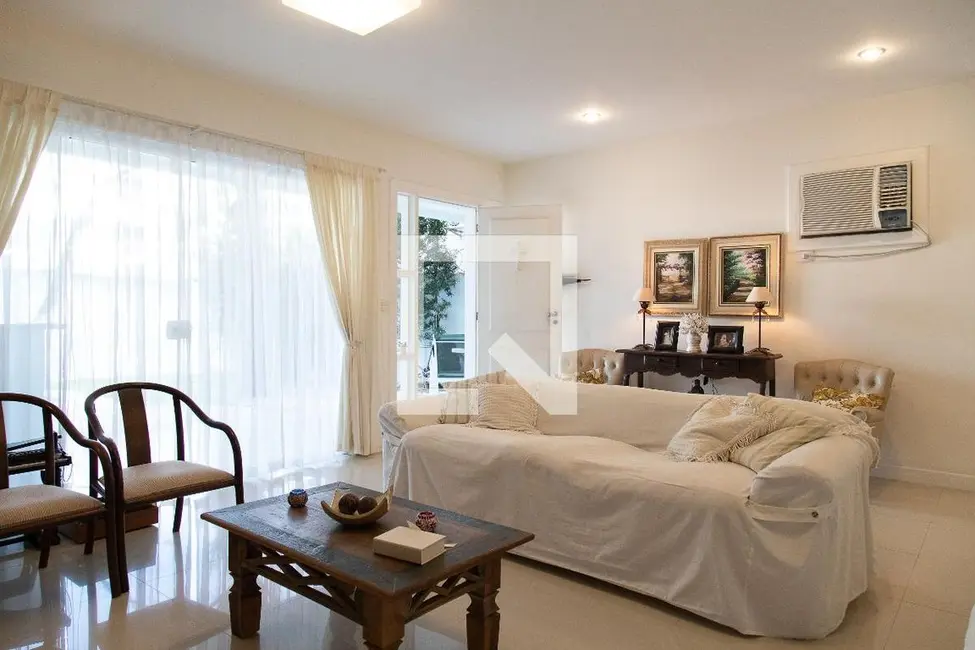 Foto 8 de Casa com 4 quartos à venda, 257m2 em Rio De Janeiro - RJ