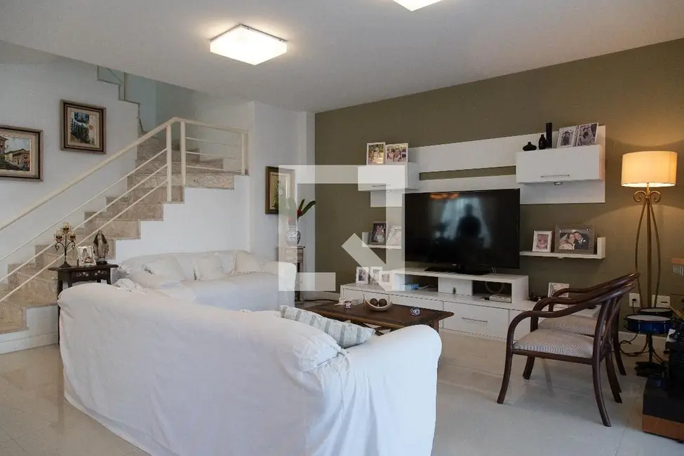 Foto 4 de Casa com 4 quartos à venda, 257m2 em Rio De Janeiro - RJ