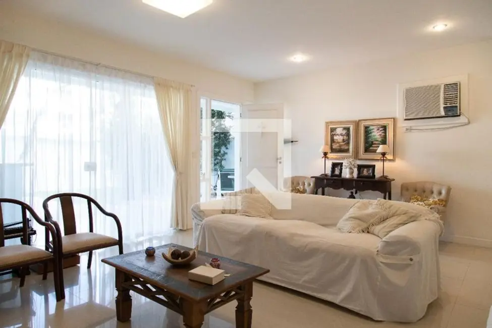 Foto 4 de Casa com 4 quartos à venda, 257m2 em Rio De Janeiro - RJ