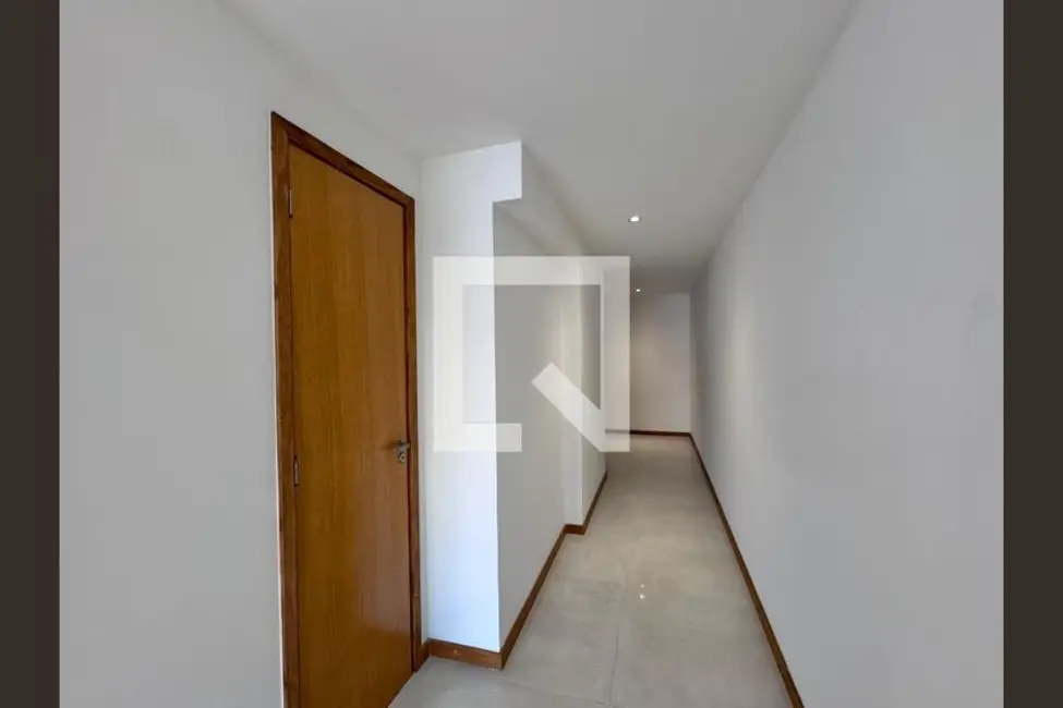 Apartamento com 3 quartos à venda, 306m2 em Rio De Janeiro - RJ - imagem 9 Foto 9 de Apartamento com 3 quartos à venda, 306m2 em Rio De Janeiro - RJ