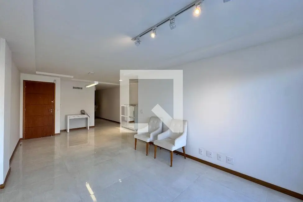 Apartamento com 3 quartos à venda, 306m2 em Rio De Janeiro - RJ - imagem 6 Foto 6 de Apartamento com 3 quartos à venda, 306m2 em Rio De Janeiro - RJ