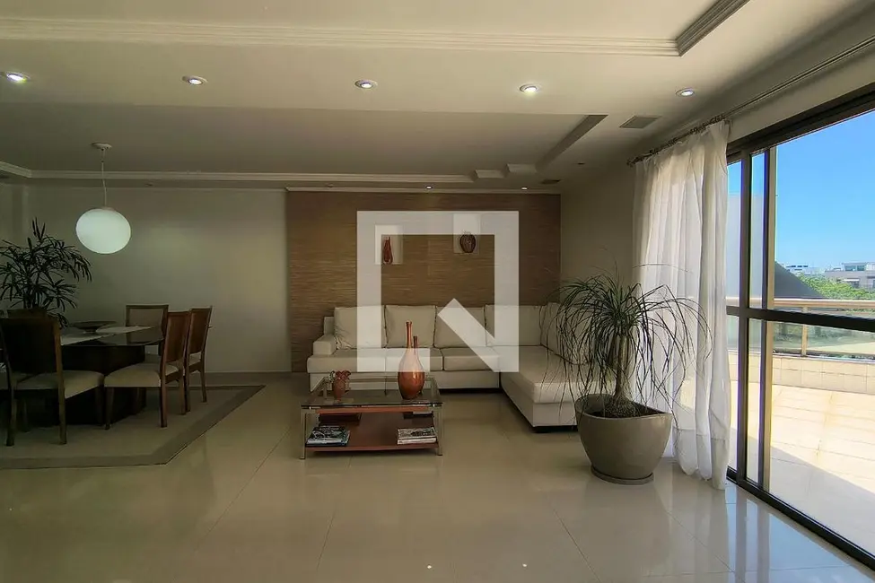 Apartamento com 3 quartos à venda, 340m2 em Rio De Janeiro - RJ - imagem 5 Foto 5 de Apartamento com 3 quartos à venda, 340m2 em Rio De Janeiro - RJ