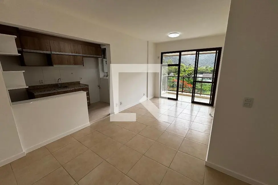 Foto 2 de Apartamento com 2 quartos à venda, 65m2 em Rio De Janeiro - RJ