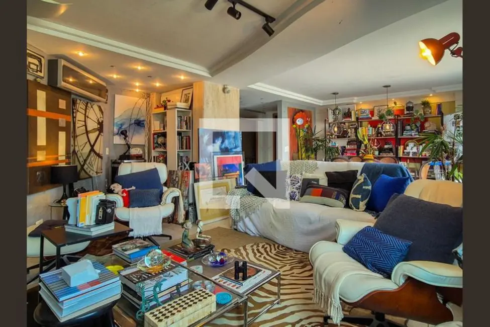 Apartamento com 2 quartos à venda, 185m2 em Rio De Janeiro - RJ - imagem 2 Foto 2 de Apartamento com 2 quartos à venda, 185m2 em Rio De Janeiro - RJ