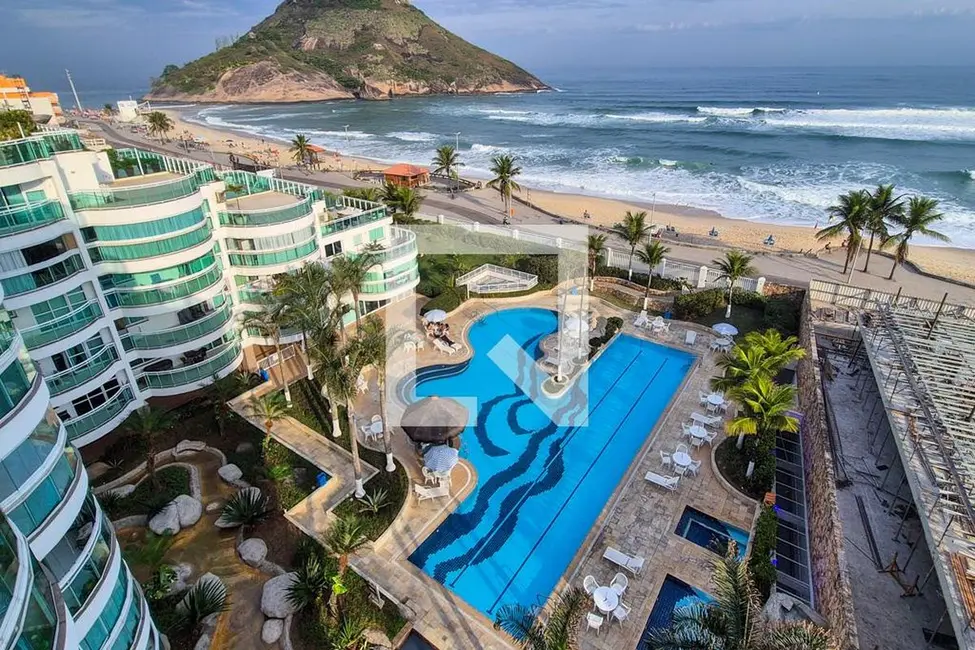 Apartamento com 2 quartos à venda, 185m2 em Rio De Janeiro - RJ - imagem 2 Foto 2 de Apartamento com 2 quartos à venda, 185m2 em Rio De Janeiro - RJ