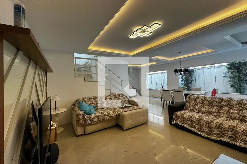 Casa com 6 quartos à venda, 290m2 em Rio De Janeiro - RJ - imagem 8 Foto 8 de Casa com 6 quartos à venda, 290m2 em Rio De Janeiro - RJ
