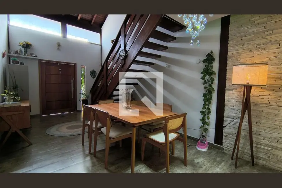 Casa com 2 quartos à venda, 200m2 em Rio De Janeiro - RJ - imagem 3 Foto 3 de Casa com 2 quartos à venda, 200m2 em Rio De Janeiro - RJ