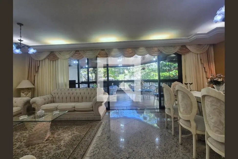 Apartamento com 3 quartos à venda, 190m2 em Rio De Janeiro - RJ - imagem 5 Foto 5 de Apartamento com 3 quartos à venda, 190m2 em Rio De Janeiro - RJ