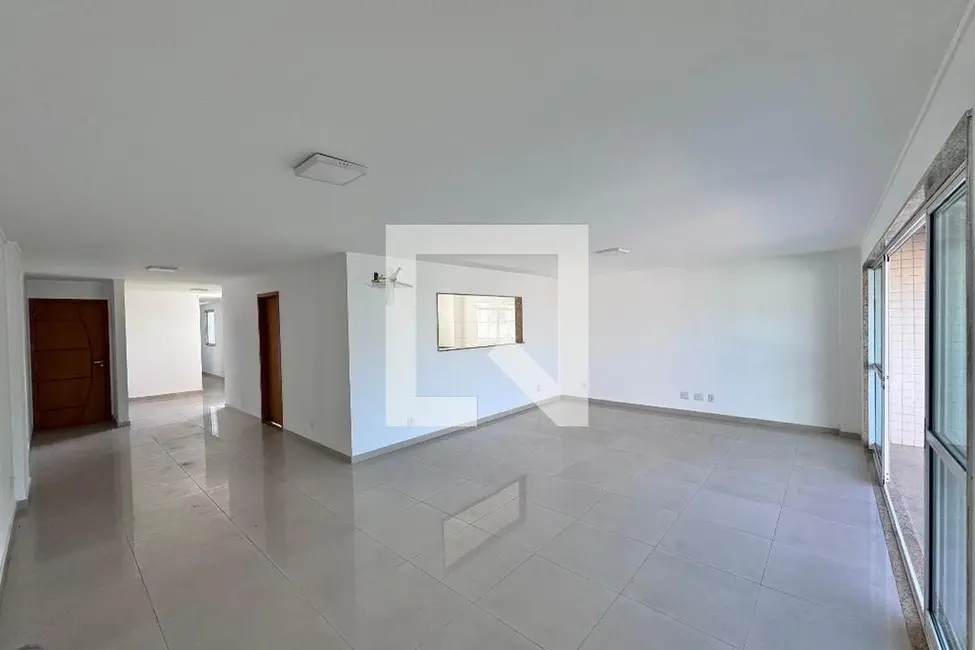 Apartamento com 3 quartos à venda, 194m2 em Rio De Janeiro - RJ - imagem 5 Foto 5 de Apartamento com 3 quartos à venda, 194m2 em Rio De Janeiro - RJ