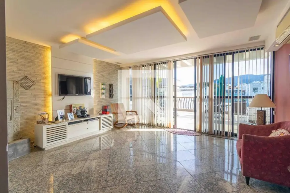 Foto 1 de Apartamento com 3 quartos à venda, 230m2 em Rio De Janeiro - RJ
