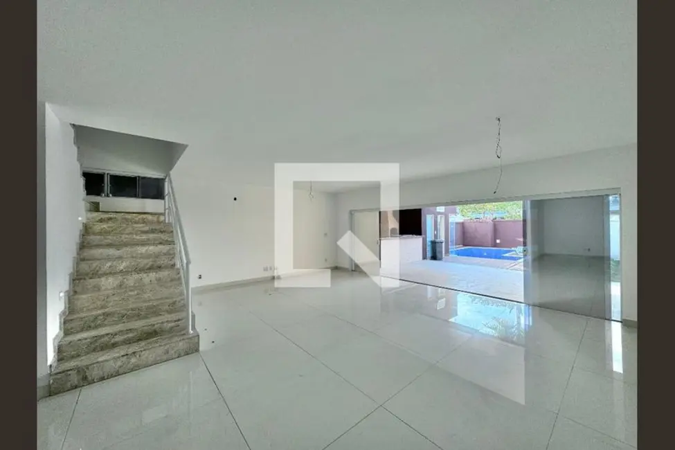 Foto 1 de Casa com 4 quartos à venda, 662m2 em Rio De Janeiro - RJ