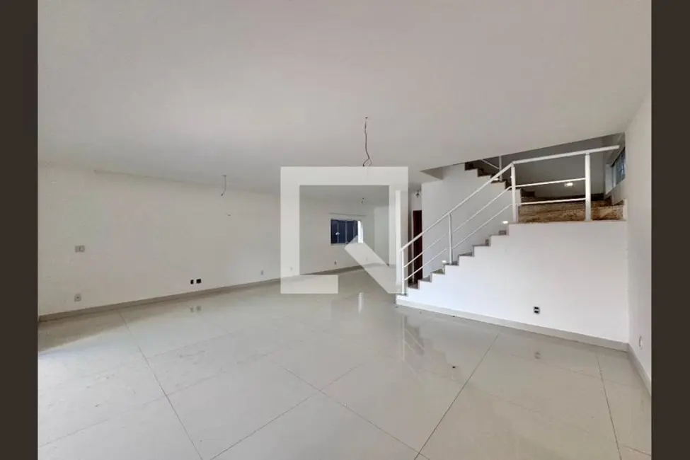 Foto 4 de Casa com 4 quartos à venda, 662m2 em Rio De Janeiro - RJ