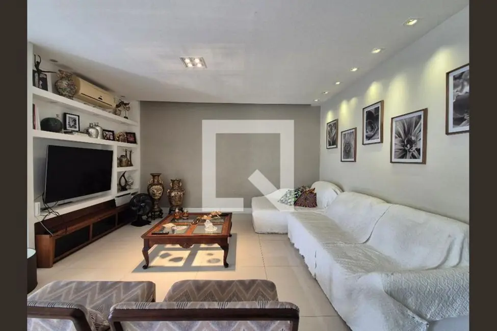 Apartamento com 4 quartos à venda, 284m2 em Rio De Janeiro - RJ - imagem 5 Foto 5 de Apartamento com 4 quartos à venda, 284m2 em Rio De Janeiro - RJ