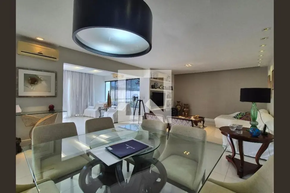 Apartamento com 4 quartos à venda, 284m2 em Rio De Janeiro - RJ - imagem 1 Foto 1 de Apartamento com 4 quartos à venda, 284m2 em Rio De Janeiro - RJ