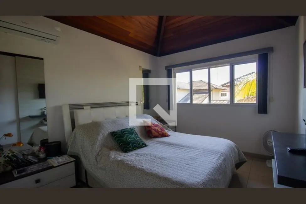 Foto 7 de Casa com 4 quartos à venda, 180m2 em Rio De Janeiro - RJ